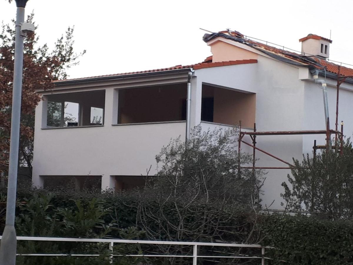 Relax Zone III Apartment Malinska Exterior foto
