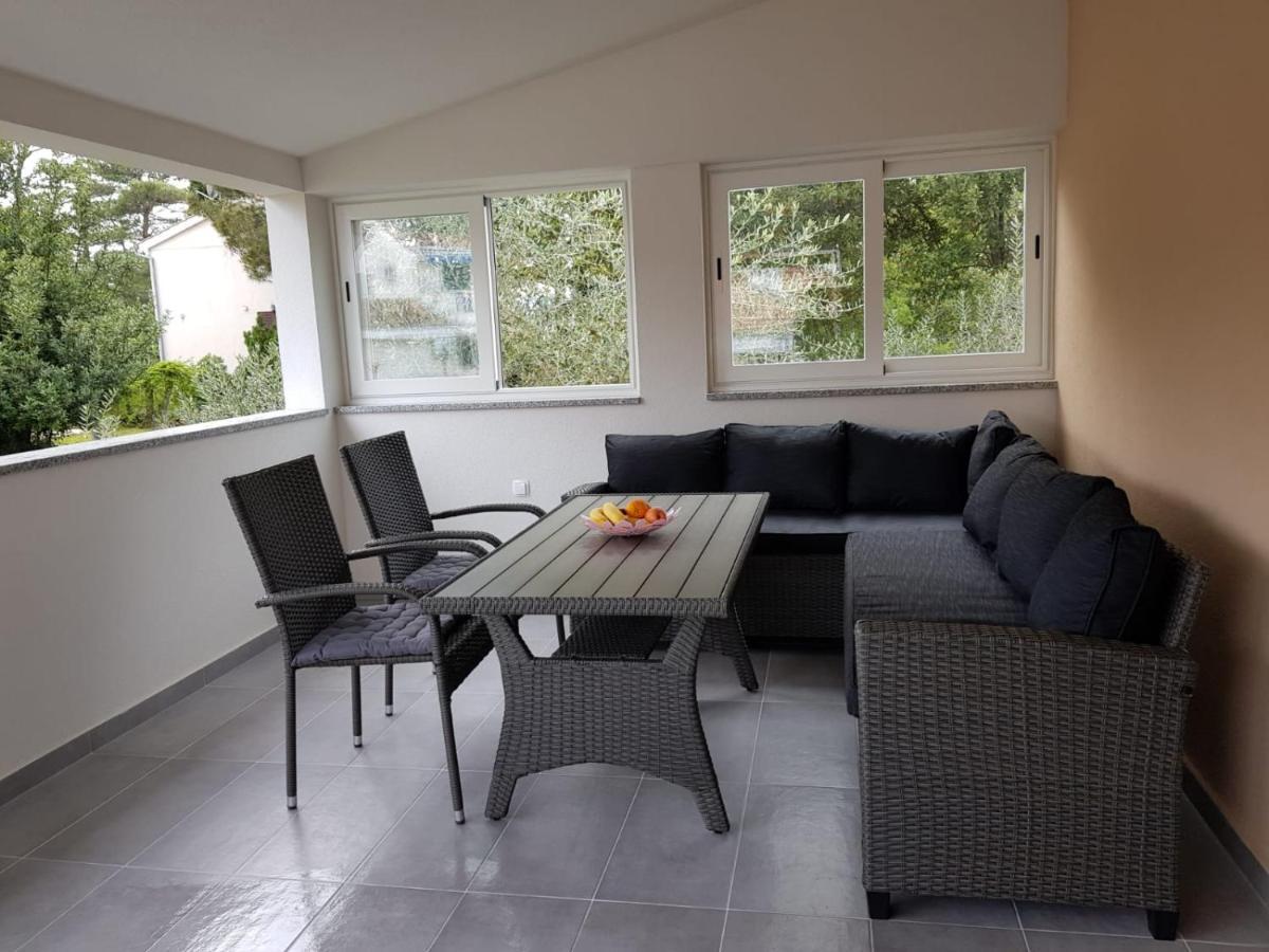 Relax Zone III Apartment Malinska Exterior foto