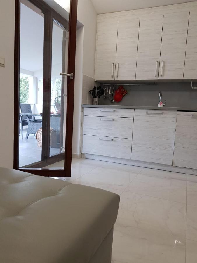 Relax Zone III Apartment Malinska Exterior foto