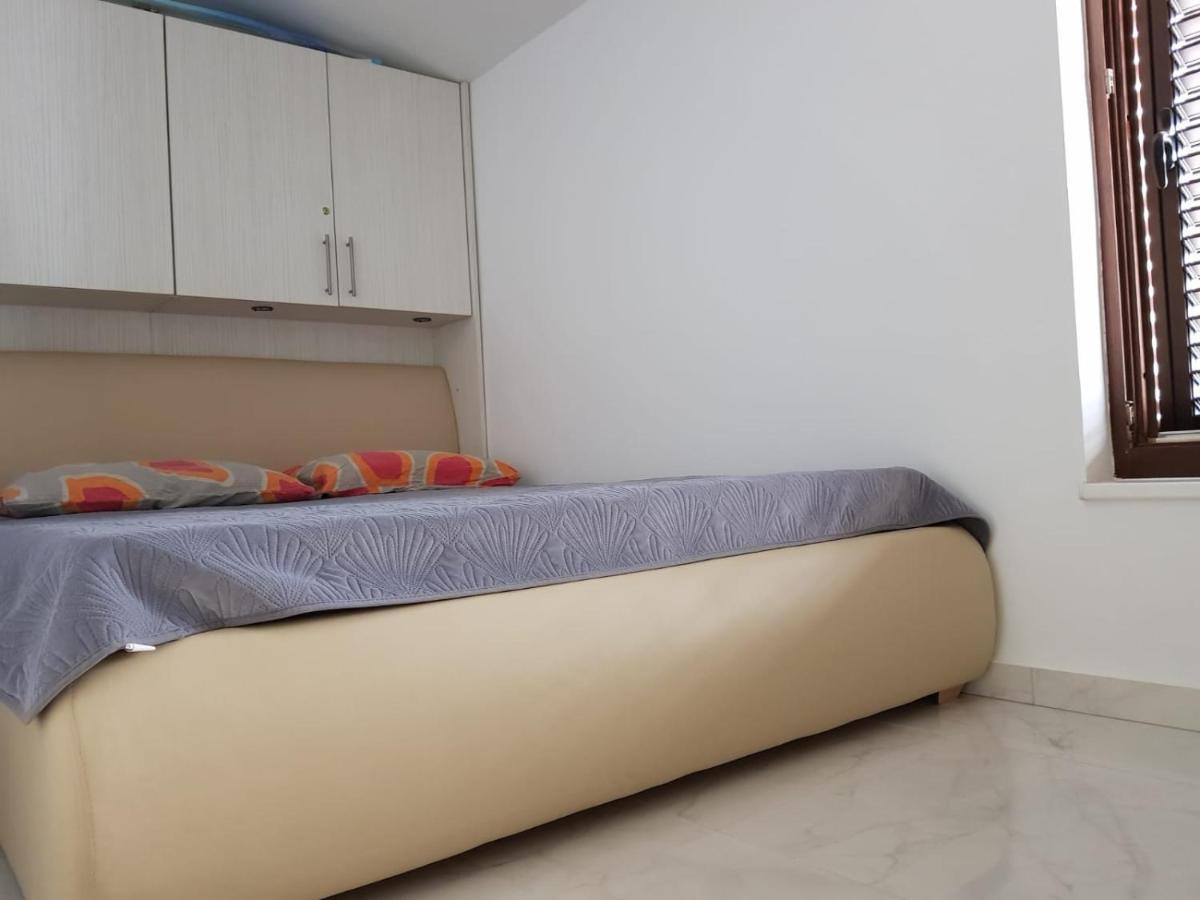 Relax Zone III Apartment Malinska Exterior foto
